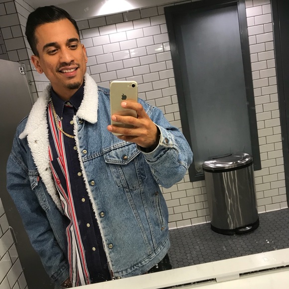 Levi's Other - Levi’s vintage Sherpa jacket xl